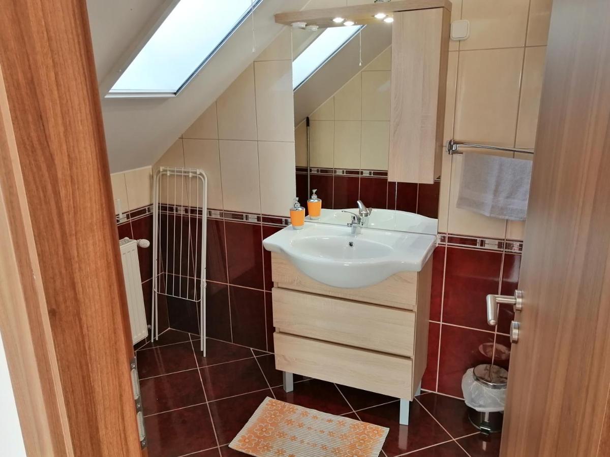 Csipkehaz Apartman Cserkeszolo Luaran gambar
